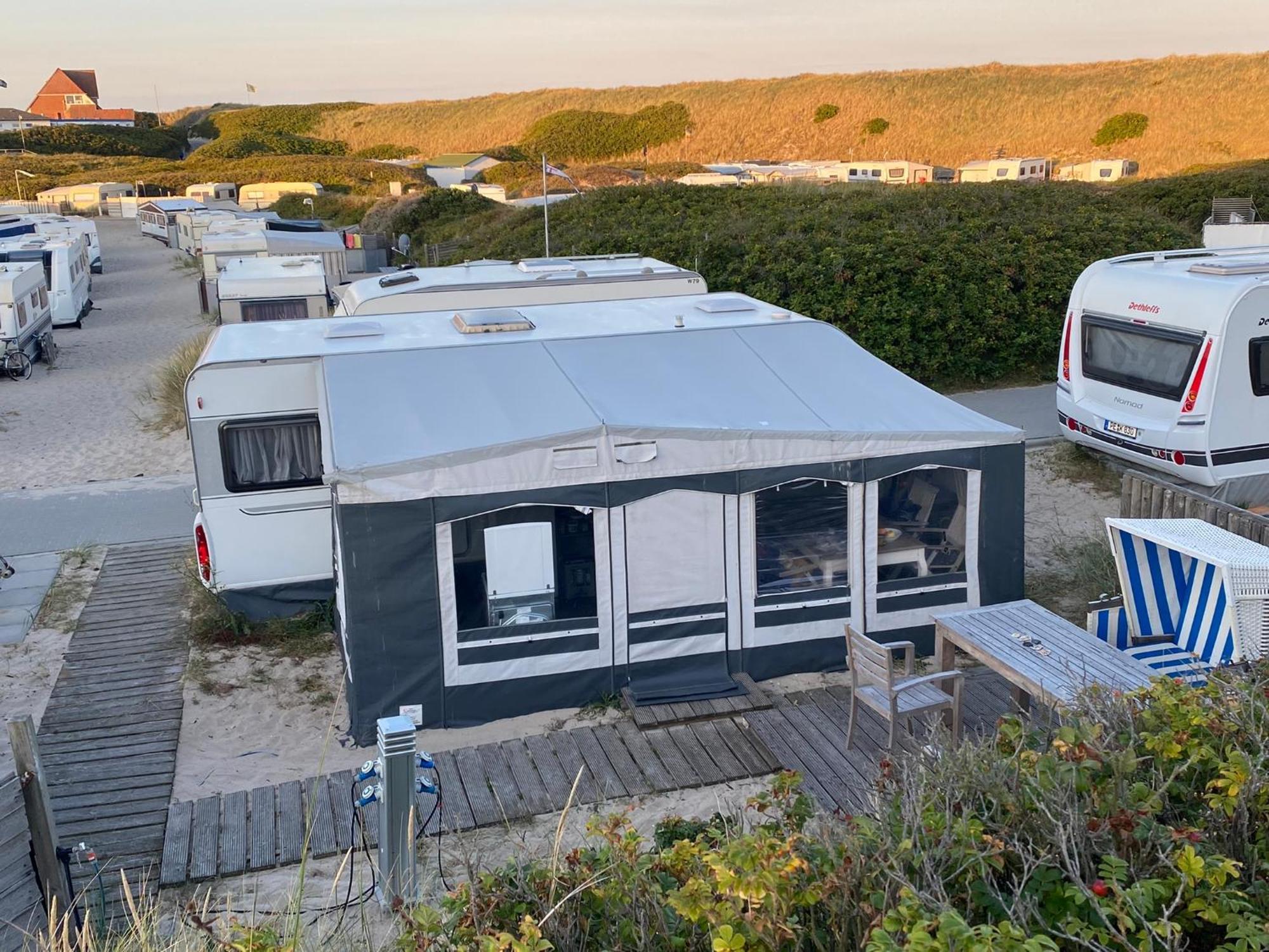 Campingplatz Wohnwagenvermietung / Sylt *